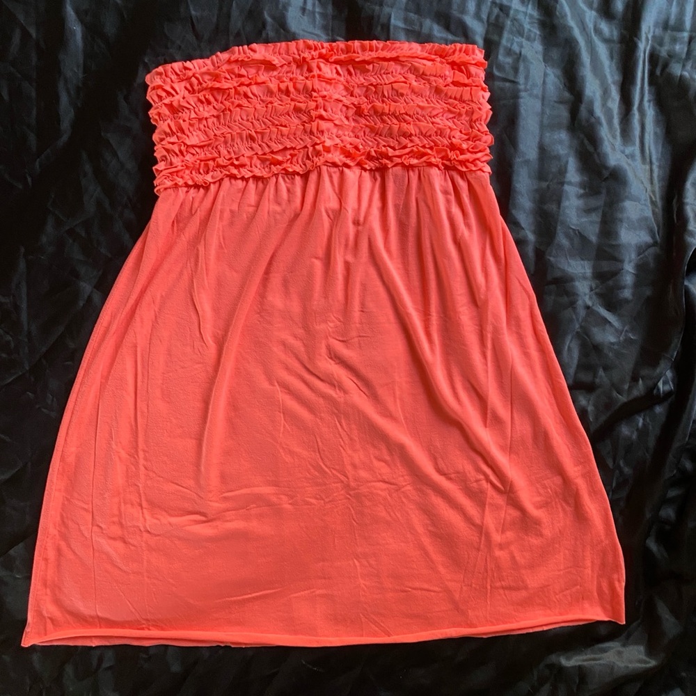 Xhilaration Strapless Coral Top